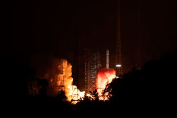 中国、通信技術試験衛星21号の打ち上げに成功