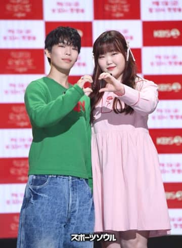 YGエンタを離れるAKMU…12年ぶりに独立を決意した理由