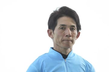 中央競馬で3頭多重落馬　復帰したばかりの幸英明が4コーナー付近で落馬→後続もあおり受ける