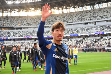 町田主将の昌子源が涙　クラブ初タイトル…サポーターの後押しに感謝「すごく心を打たれた」