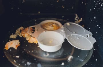 電子レンジで温め直してはいけない食べ物とは？再加熱時に注意が必要な食品５つ