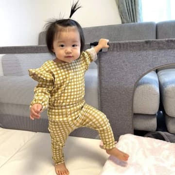 ユニクロベビー「肌触り＆着せやすさバツグン！」「レギンス・カバーオール・ロンTも！」話題のおしゃれアイテム4選