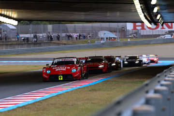 【実写レビュー】2日間で1万枚！「キヤノン EOS R6 Mark III」でSUPER GT最終戦を撮った