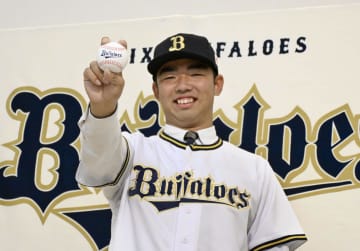 オリックス1位の藤川が入団合意　武器は最速153キロの速球