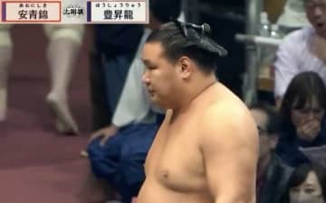 横綱・豊昇龍に「ダメですよ。全然」元若乃花が辛辣な指摘 勝てば単独首位の大一番…安青錦戦で“完敗した大きな理由”