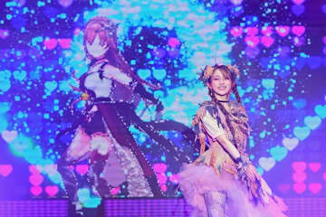 後藤真希　ＶＴｕｂｅｒのフェスに「ぶいごま」と登場「やっと一緒に歌えましたね」