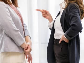 叱るとき、三流は「怒鳴る」、二流は「誰かと比較する」。頭のいい一流が使う“部下を育てる”言葉