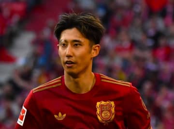 【バイエルン】日本代表DF伊藤洋輝が今季初のベンチ入り、3度目の右足骨折から復帰