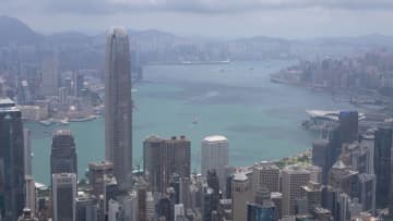 高市首相「台湾有事」発言で香港の中学生の交流団派遣が中止に　香港メディア