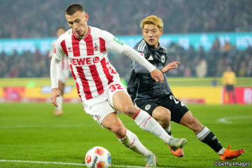 堂安律が今季5アシスト目を記録！ ケルンに終盤追い込まれるも、フランクフルトが4ゴール奪い逆転勝利
