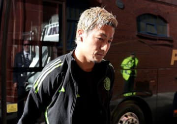 「夏に移籍できなかったことに失望しているのかも…」日本人エースの名門退団報道に現地記者が見解「彼を手放す余裕があるとは思わない」