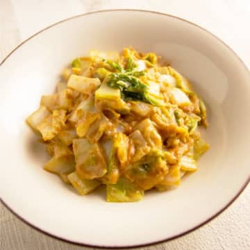 【白菜1/8株が一瞬で消える】「えっ、カレールー1片で？」「この香りはずるい」10分で作れるあったか簡単レシピ