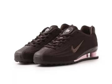 スニーカー、いま買うなら？【NIKE】秋冬に履きたい「ブラウン系スニーカー」