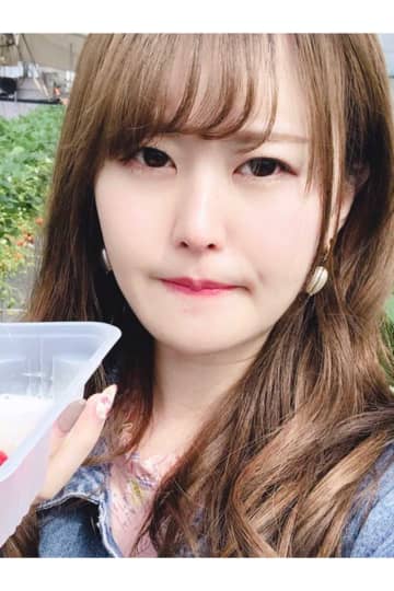 総額1350万円「整形で老化早い」アンチの声に反論　7年前とのビフォーアフター並べ…33歳の今「むしろ若返ってる」