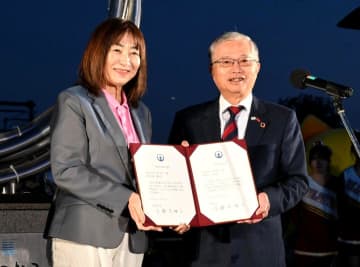 土浦市が「台南通り」命名　市道2キロ　蔡氏に認定書、友好深化へ　茨城