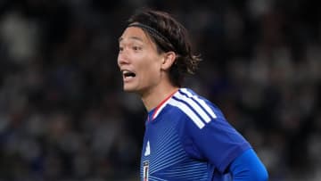 『激怒サポーターは我慢の限界』28歳日本代表DFを温存したオランダ名門、50年ぶりの失態