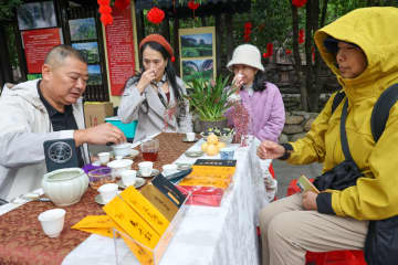 中国・武夷山市で「百家茶席」　岩茶の産地が魅力発信