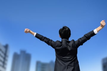 「仕事」それとも「健康」？ 2700人が今後の人生で「最も力を入れたいこと」は？