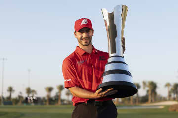杉浦悠太は逆転ならず20位 浅地洋佑に来季LIVゴルフ出場権