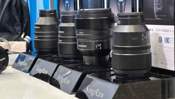 YC Onion、SongRaw MoonlitシリーズのF1.2大口径単焦点レンズ2種を展示。ニコンZ・ソニーE対応 [Inter BEEの歩き方tv]