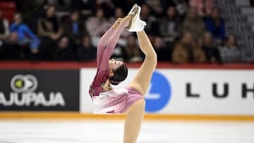 【フィギュア】千葉百音が2大会連続優勝でGPファイナル進出を決める　松生理乃は3位に【GPシリーズ第6戦】