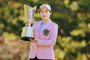 「私一人の力じゃない」台湾の21歳ウー・チャイェンが初優勝 新女王の佐久間朱莉は2位