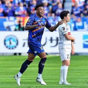 マテウス・ジェズスが決勝弾！ 注目必至の頂上決戦、２位長崎が水戸に２－１勝利で首位奪還！