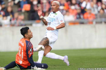 大宮の自動昇格は消滅…徳島が上位直接対決を制して4位浮上
