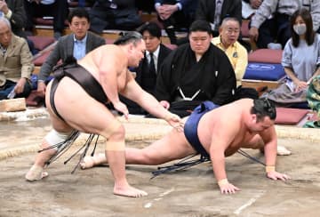 【九州場所】元大関・朝乃山が１２勝目　来場所の幕内復帰へ「自分の相撲人生の新しい勝負