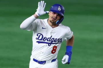 キケからの贈り物にド軍スタッフ仰天「この男は店を丸ごと…」　予想外の量に“泣き笑い”