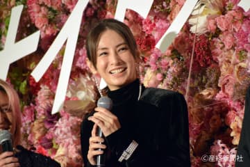 北川景子と南沙良、映画館で魅惑の2ショットが炸裂！