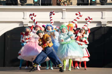 ハウステンボスで新たなクリスマスショー「Fairies Christmas Wish」ヨーロッパの街角で描かれる3人の妖精の物語