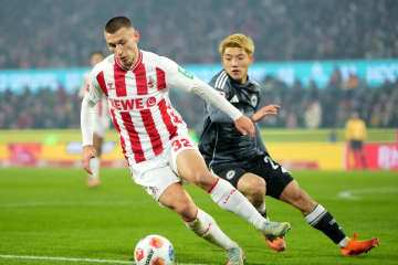 堂安律が今季5アシスト目で勝利に貢献…「実力を見せつけた」地元メディアが及第点評価