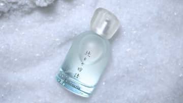 Libroariaの新作香水「純白の物語」登場。言葉が香る冬のフレグランス