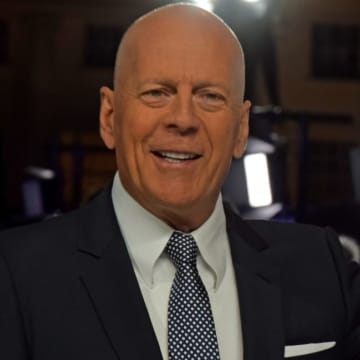 ブルース・ウィリス、脳の病気で娘を認識できず