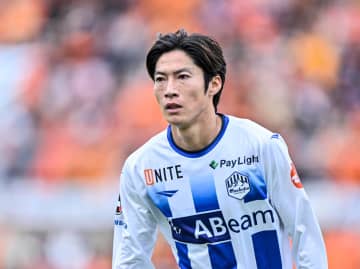 見逃せないゴール！｢This is 土居聖真｣J2山形の33歳天才MFがビタ止めトラップから美しい弧を描くゴラッソ！｢トラップからシュートまでの芸術点高すぎる｣｢天才の所以だな｣