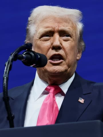 「選挙否定派」の釈放要求　トランプ氏、西部州に圧力