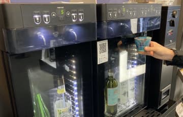 滋賀の地酒をコイン式サーバーで楽しんで　大津駅直結「THE CALENDAR」に魅惑の新スポット　11/29オープン