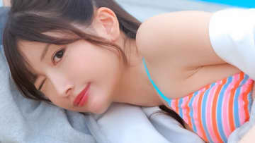 Anna｜プールサイドの夢語り