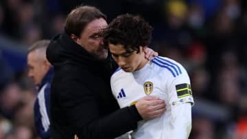 「交代させたくなかったが…」27歳日本代表MF、世界最高峰リーグで途中出場から途中交代…監督が理由を説明