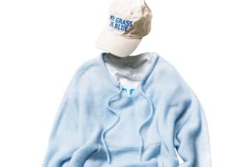 推し色が「青」の人注目！ 秋冬もブルーで爽やか、 好感度を上げちゃおう！