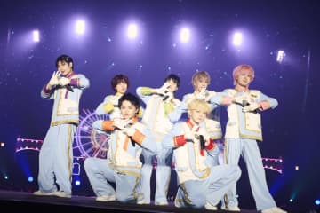 THE SUPER FRUIT、自身最大規模となる幕張メッセ公演完遂。新曲「Welcome to Our World」配信もスタート