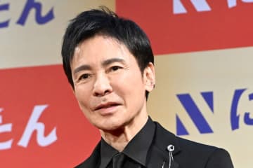 郷ひろみ仰天アイドル伝説　ステージにヴィトンのバッグ飛んできた「リボンついてました」