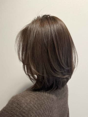 “動き”を足すだけで若見え！？【50代】のイメチェンは「レイヤーヘア」一択かもーーッ♡