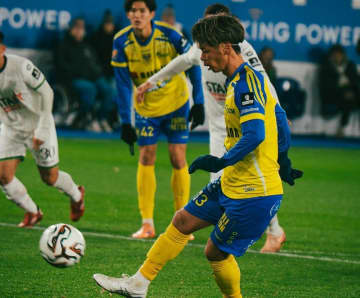 「助走に入った瞬間…」伊藤涼太郎が今季5ゴール目! ルーヴェン戦でパネンカを沈め、STVV3連勝