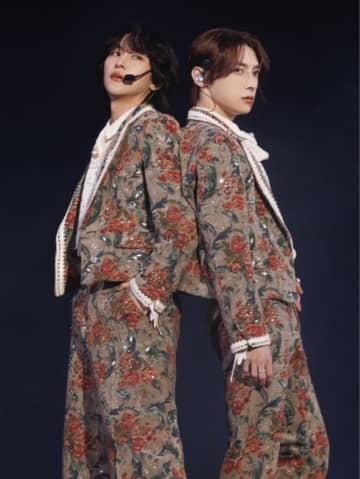 【ライブレポート】ROIROM、初ショーケースで未発表曲を次々披露「すごい景色だ！」