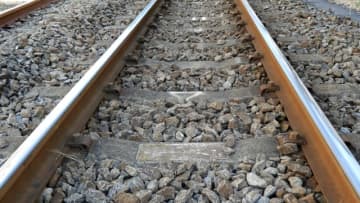 桜木町駅ホームから男性転落、京浜東北・根岸線が一時運転見合わせ　男性にけがなし