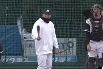 ロッテの「来季の4番決まった」　“豪快柵越え”に困惑広がる「なんで隠してた」