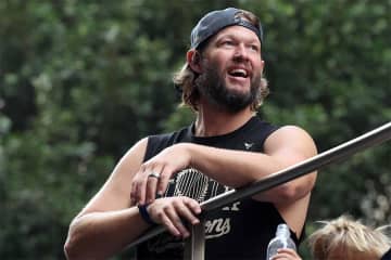 ド軍に届く日本のスポンサー収入に衝撃「圧倒している」「本当に凄い」　伝説カーショーが明かす