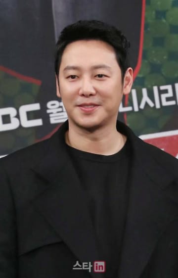 【公式】キム・ドンウク、パパになる　結婚2年で妻が第1子を妊娠！来年初めに出産予定